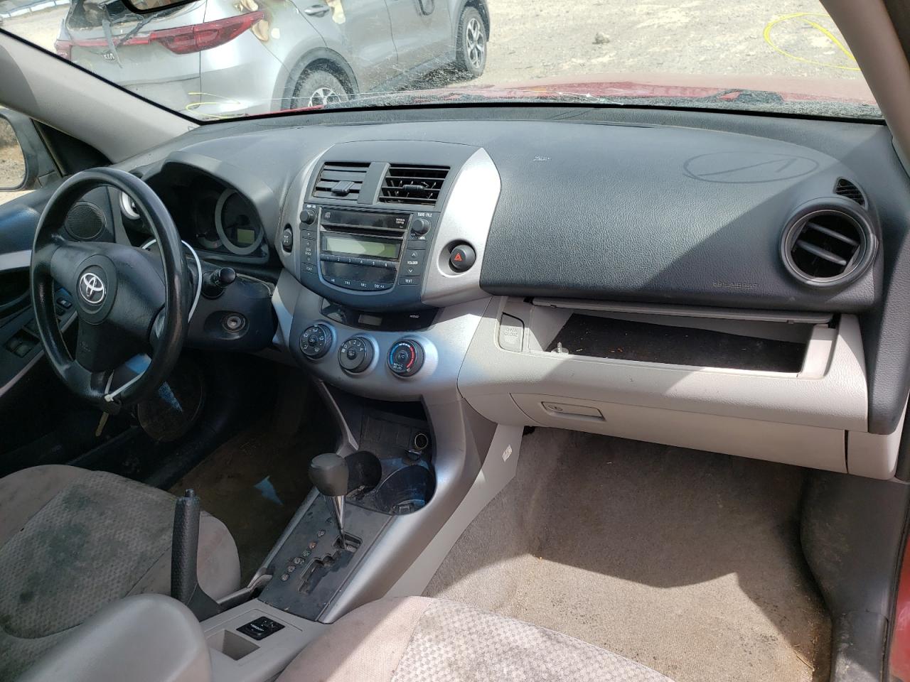 Photo 9 from auction – 2007 TOYOTA RAV4 with VIN JTMBD33V475074797