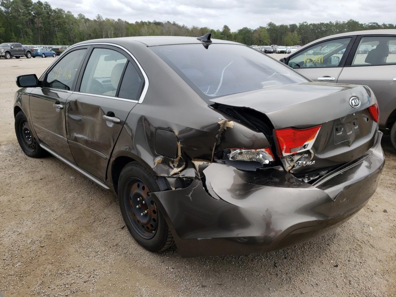 Photo 3 from auction – 2010 KIA OPTIMA with VIN KNAGG4A82A5425601
