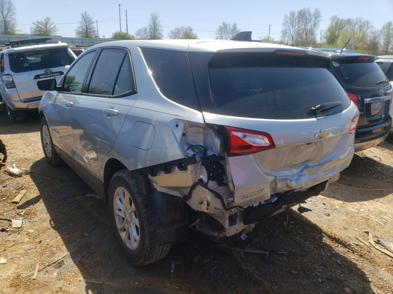 Photo 3 from auction – 2018 CHEVROLET EQUINOX LS with VIN 3GNAXHEVXJS647820