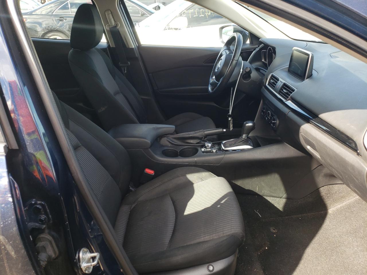 Photo 5 from auction – 2016 MAZDA 3 TOURING with VIN JM1BM1L78G1333675