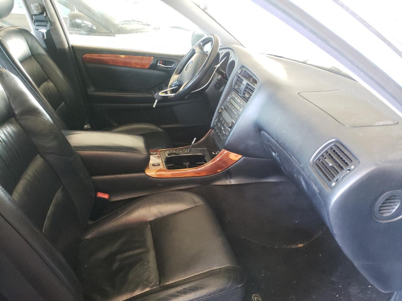 Photo 5 from auction – 1998 LEXUS GS with VIN JT8BD68SXW0045458