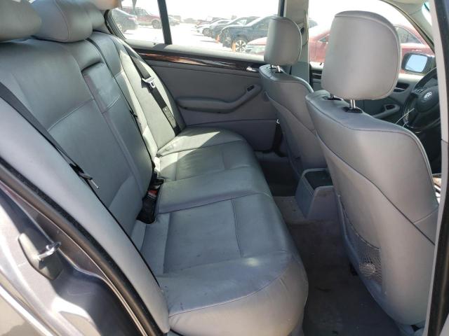 Photo 6 from auction – 2003 BMW 325 I with VIN WBAEV33423KL81170