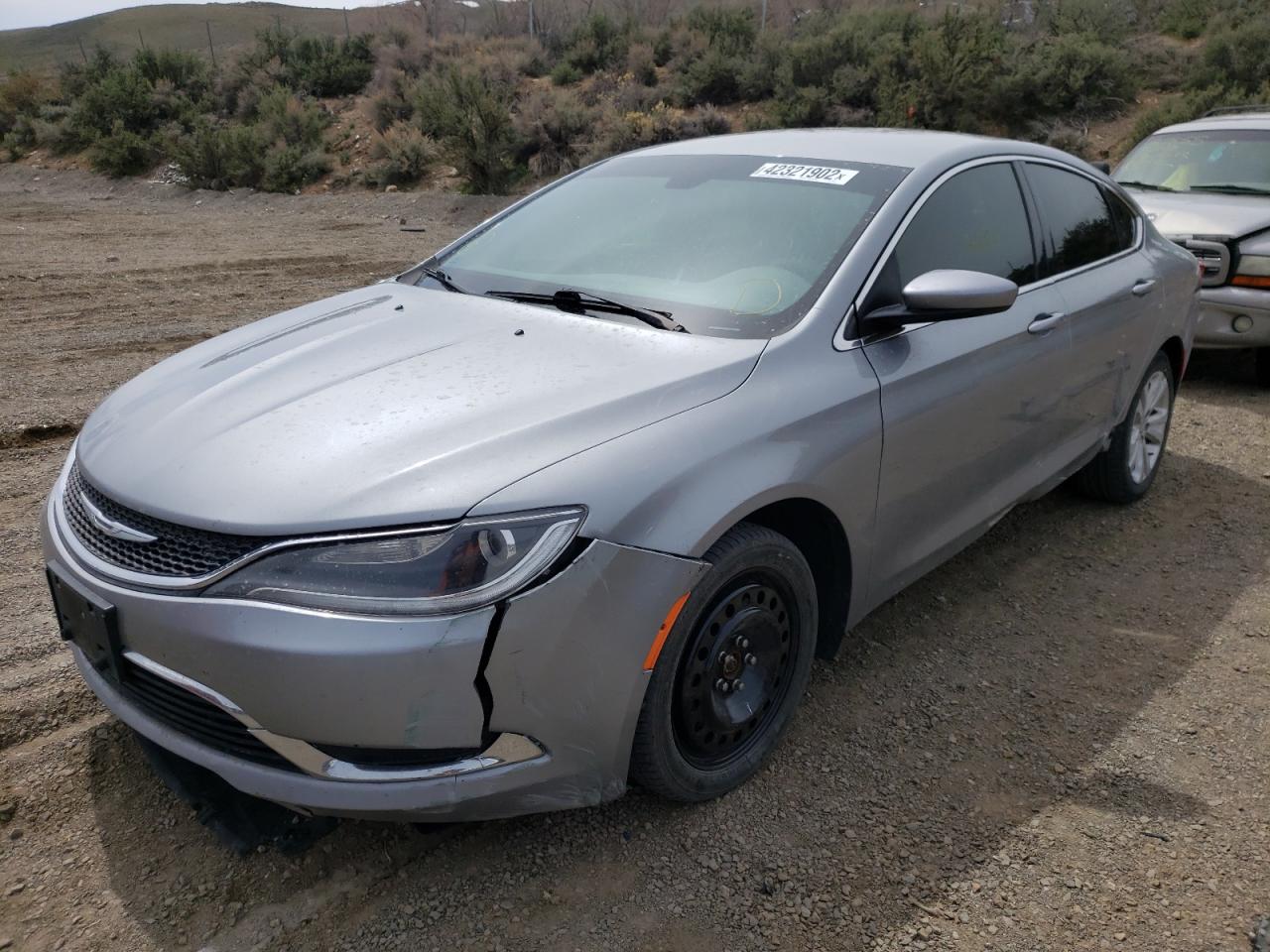 Photo 2 from auction – 2015 CHRYSLER 200 LIMITE with VIN 1C3CCCAB6FN570879