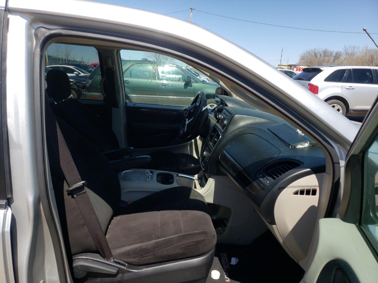 Photo 5 from auction – 2012 DODGE GRAND CARA with VIN 2C4RDGDG0CR171966