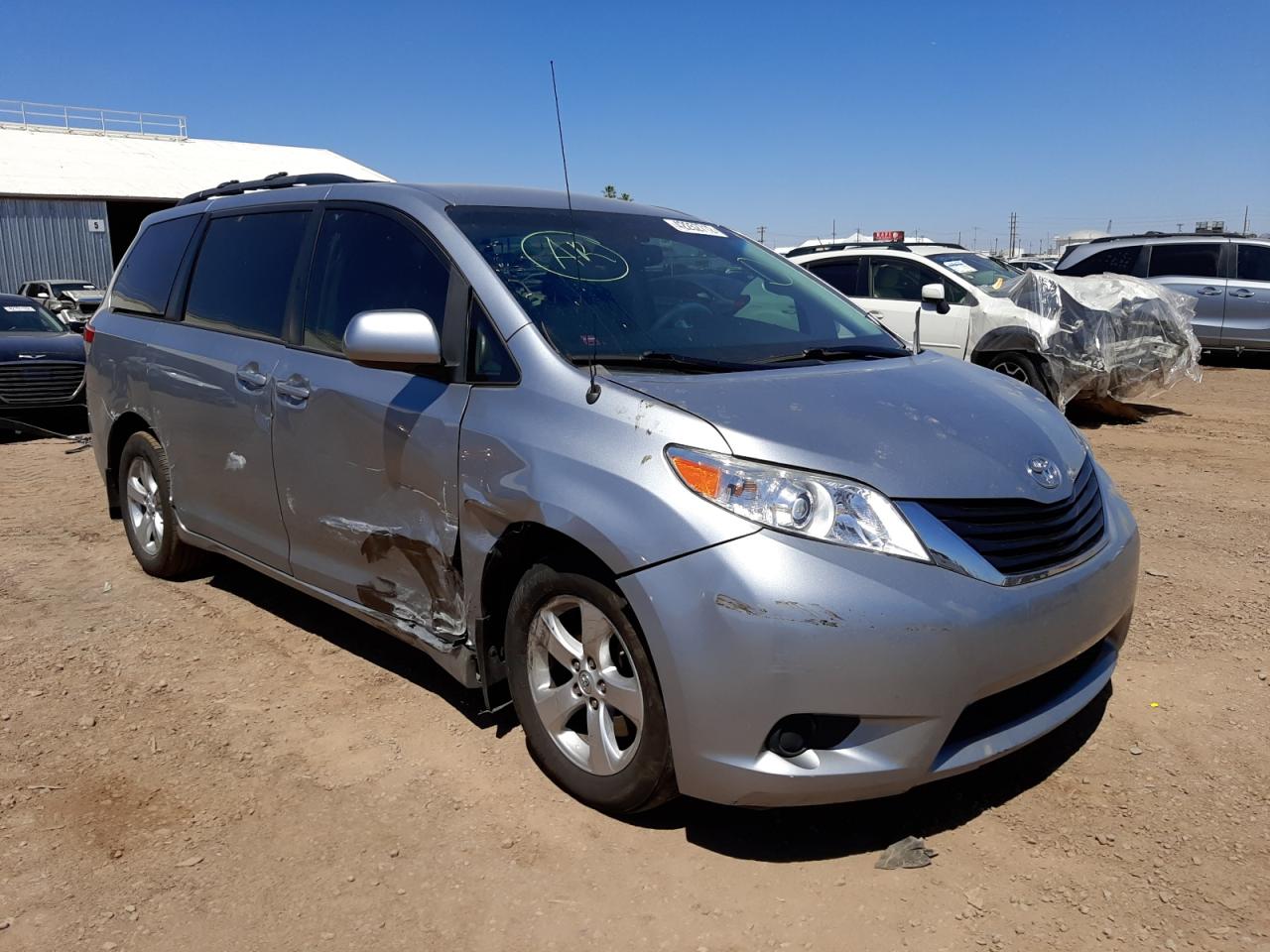 Photo 1 from auction – 2013 TOYOTA SIENNA LE with VIN 5TDKK3DC1DS374614