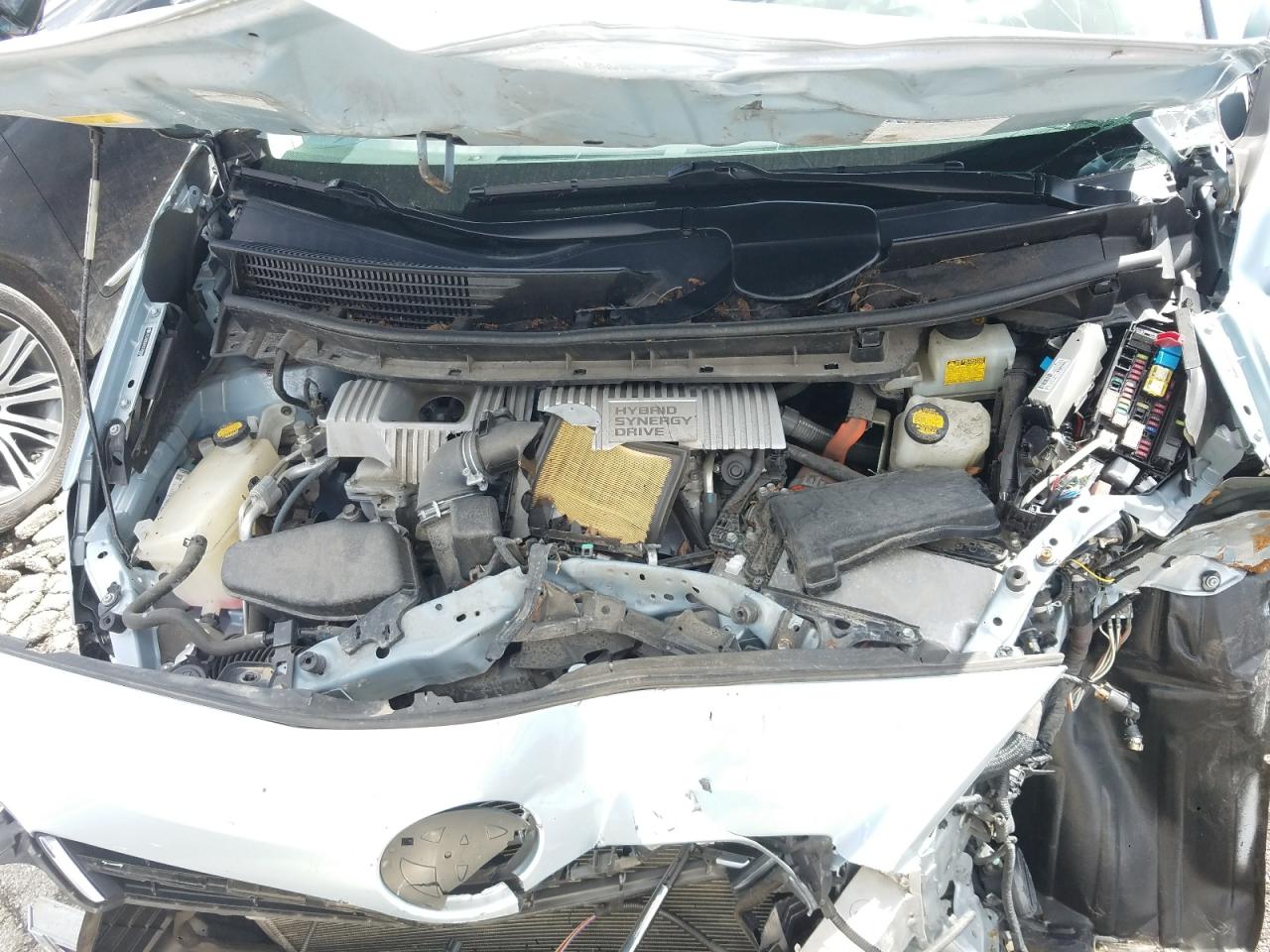 Photo 7 from auction – 2012 TOYOTA PRIUS V with VIN JTDZN3EU9C3038450