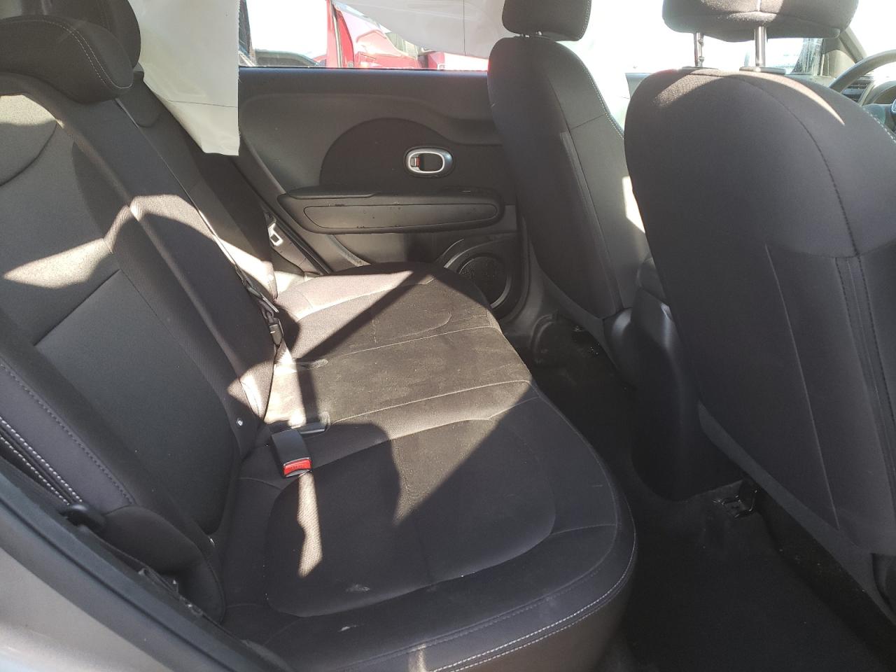 Photo 6 from auction – 2017 KIA SOUL with VIN KNDJN2A25H7422639