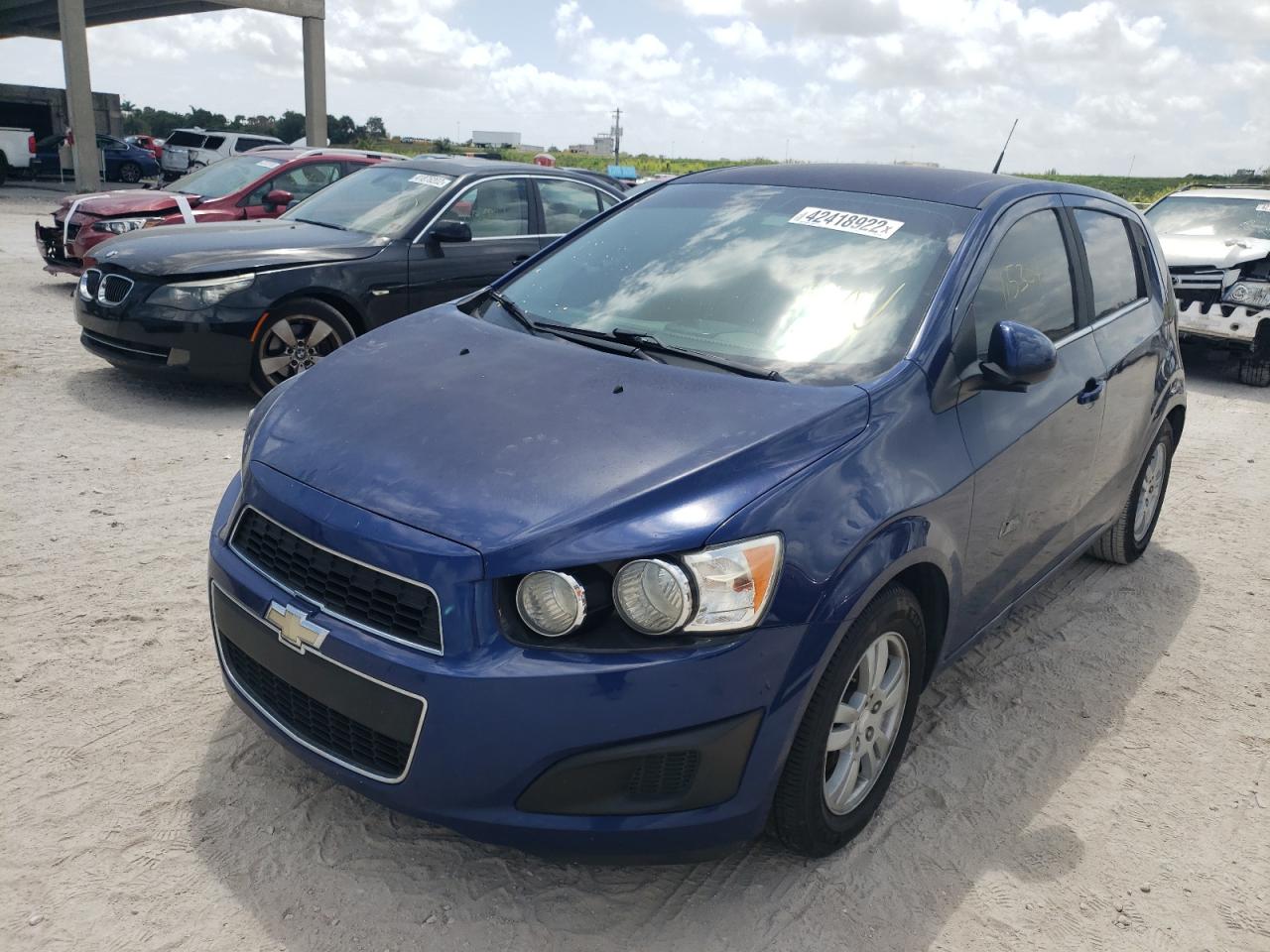 Photo 2 from auction – 2014 CHEVROLET SONIC LT with VIN 1G1JC6SH8E4229536
