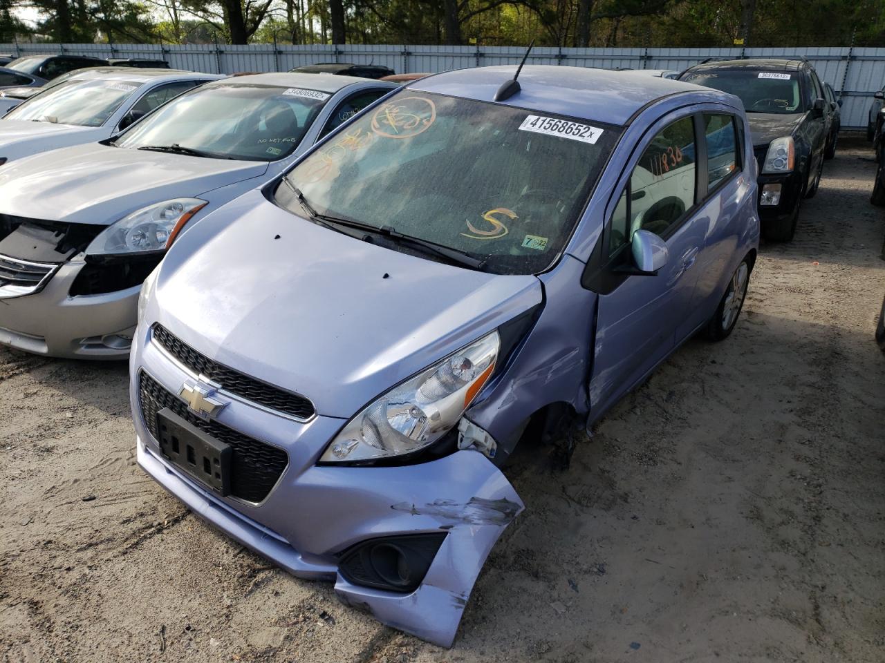 Photo 2 from auction – 2015 CHEVROLET SPARK 1LT with VIN KL8CD6S94FC717288