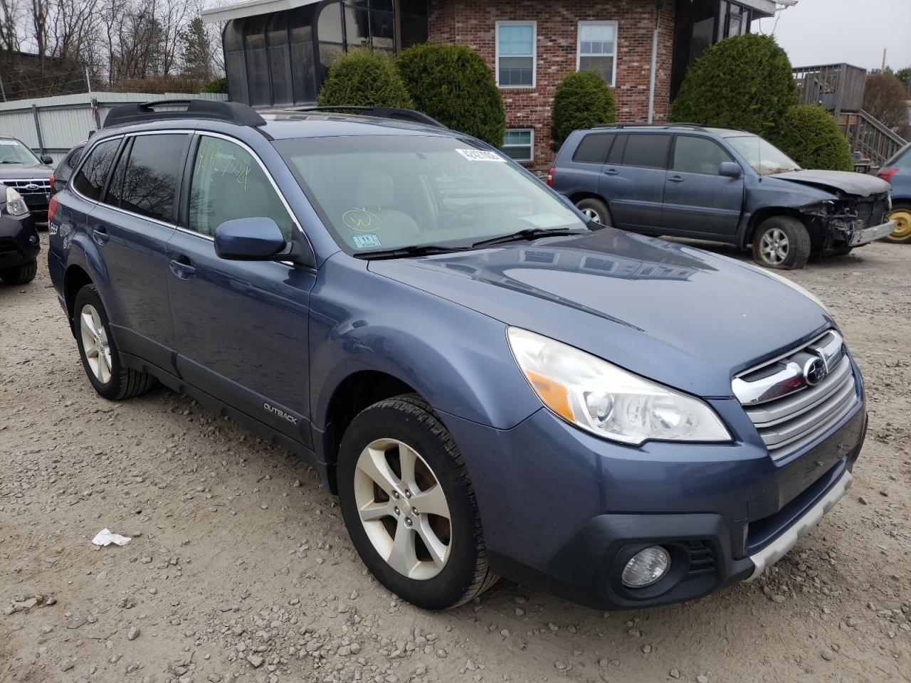 SUBARU OUTBACK 2013 with VIN 4S4BRDLC6D2209020 - Photo from auction
