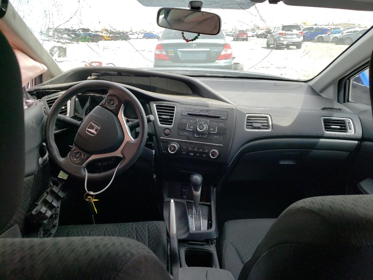 Photo 9 from auction – 2014 HONDA CIVIC LX with VIN 19XFB2F52EE010109