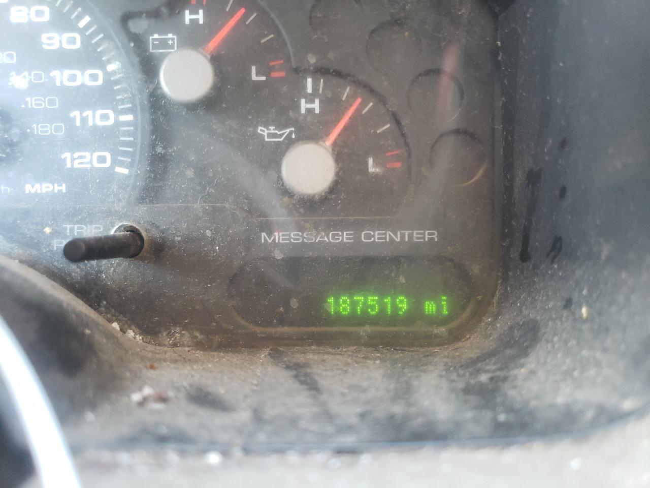 Photo 8 from auction – 2005 FORD EXPLORER X with VIN 1FMZU72E75UA50354