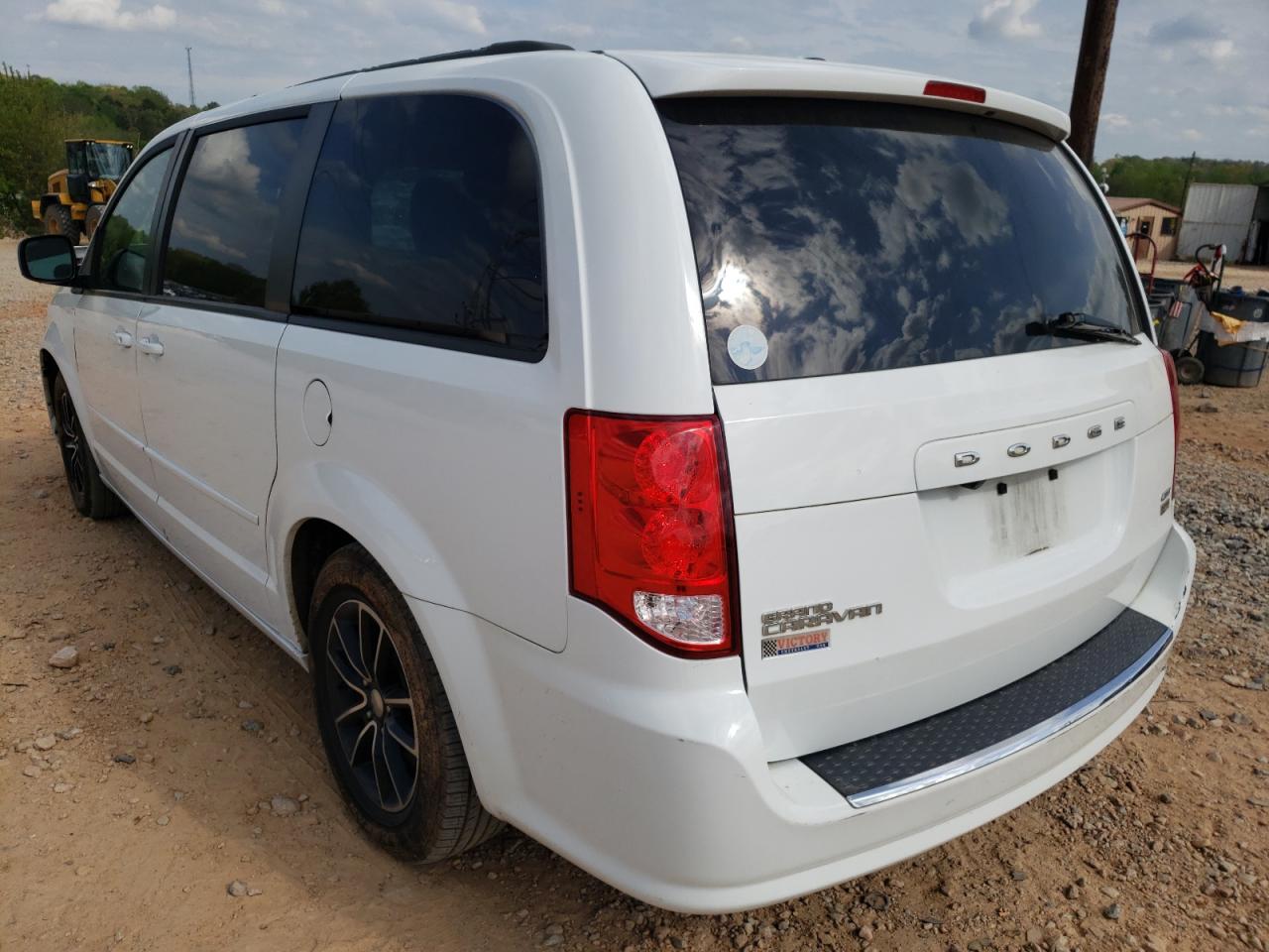 Foto 3 de la subasta – 2017 DODGE GRAND CARA con VIN 2C4RDGEG3HR696736