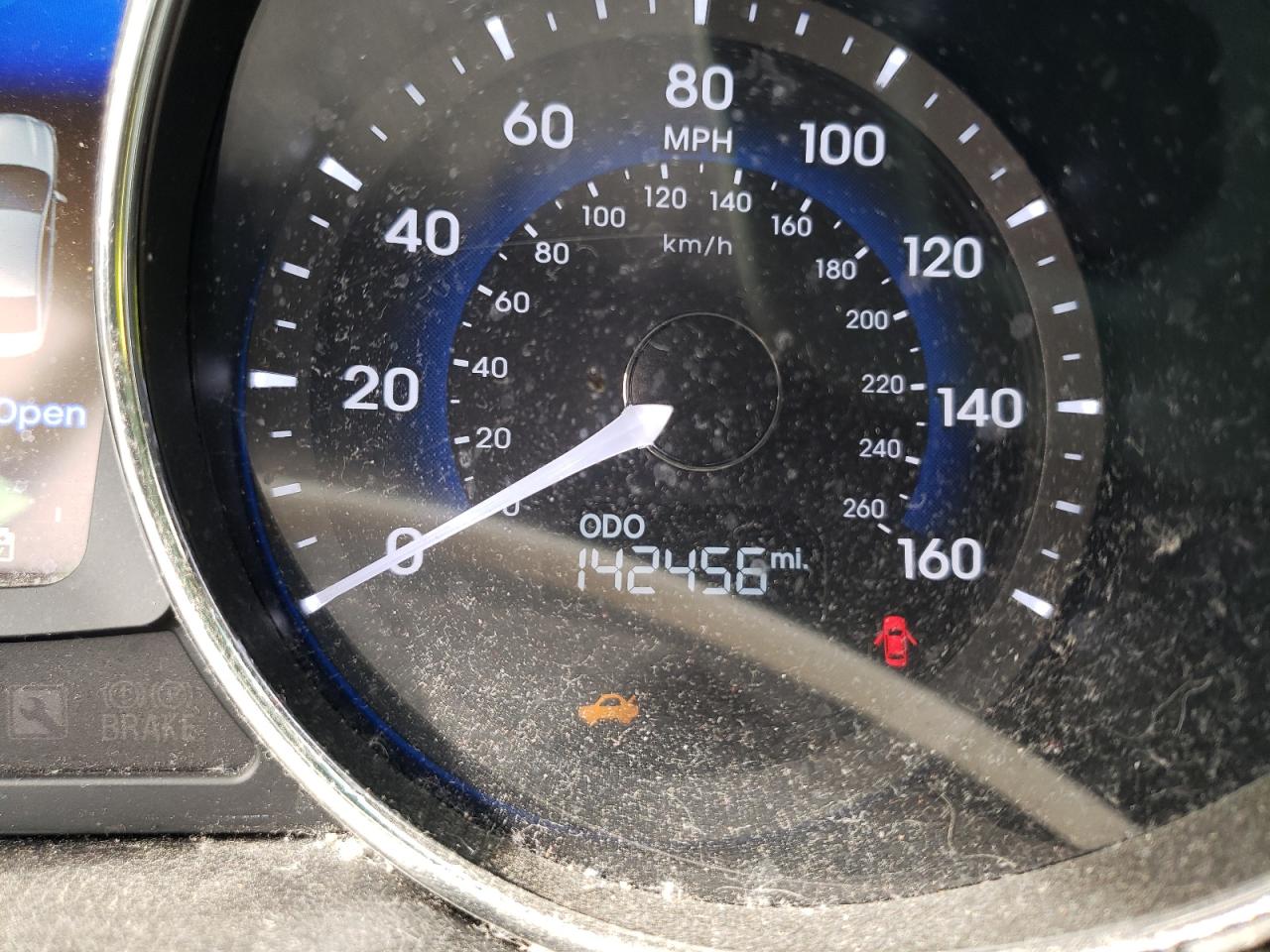 Photo 8 from auction – 2013 HYUNDAI SONATA HYB with VIN KMHEC4A40DA090607