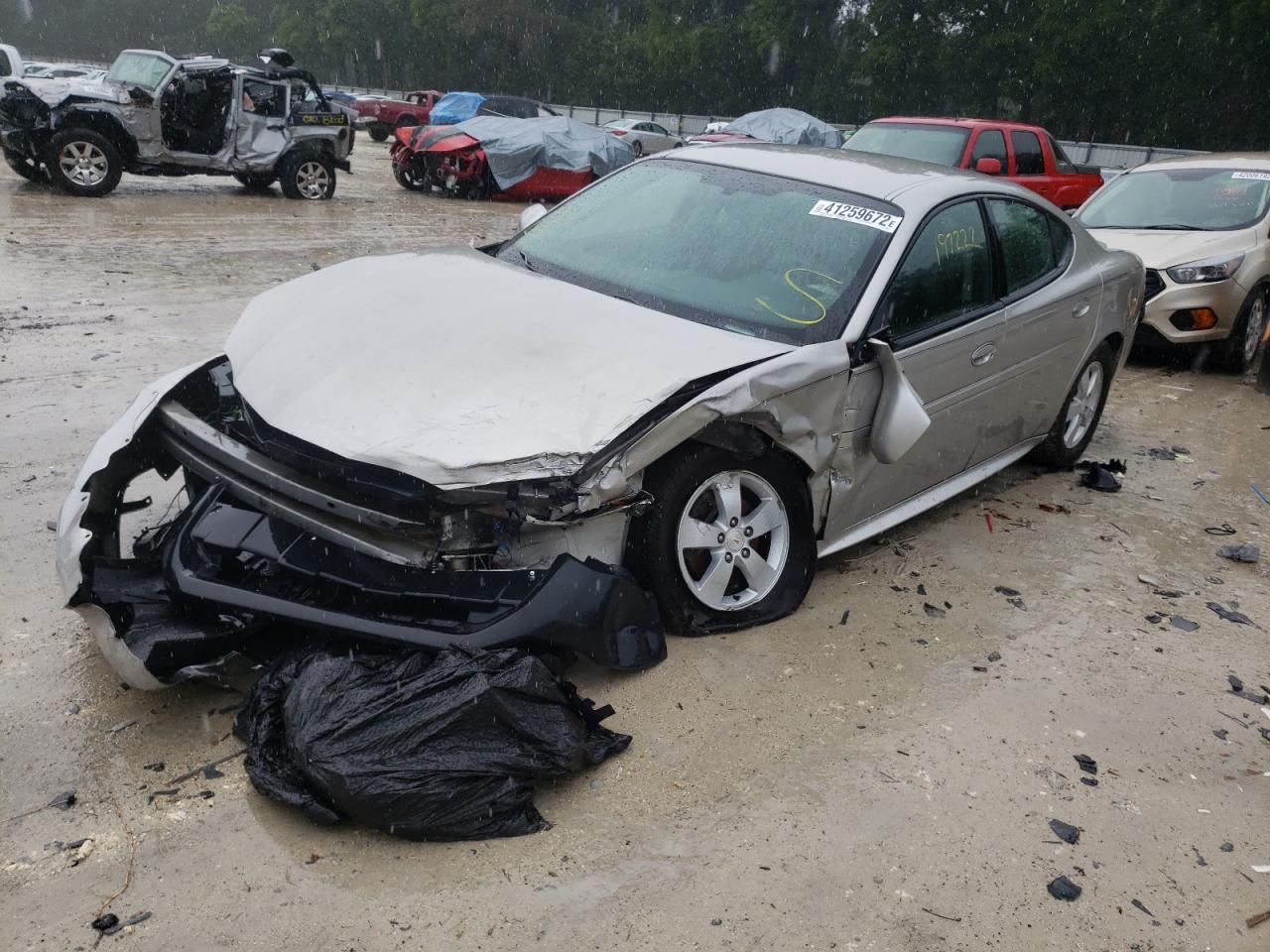 Photo 2 from auction – 2007 PONTIAC GRAND PRIX with VIN 2G2WP552X71197484