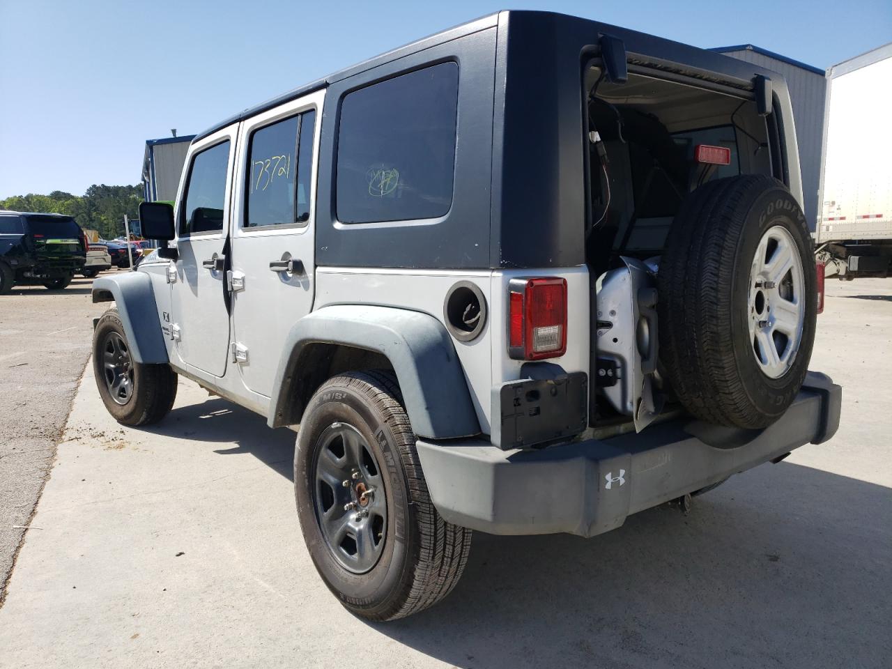 Photo 3 from auction – 2009 JEEP WRANGLER U with VIN 1J4GB39159L773882