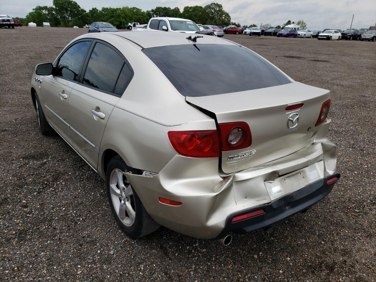 Photo 3 from auction – 2006 MAZDA MAZDA3 with VIN JM1BK32F661480876