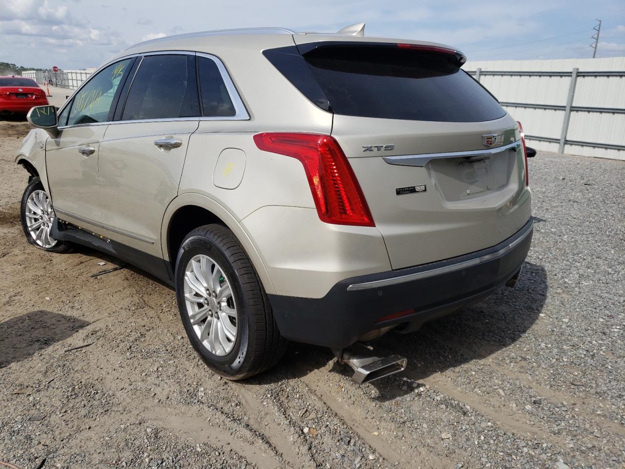 Photo 3 from auction – 2017 CADILLAC XT5 with VIN 1GYKNARS3HZ178135