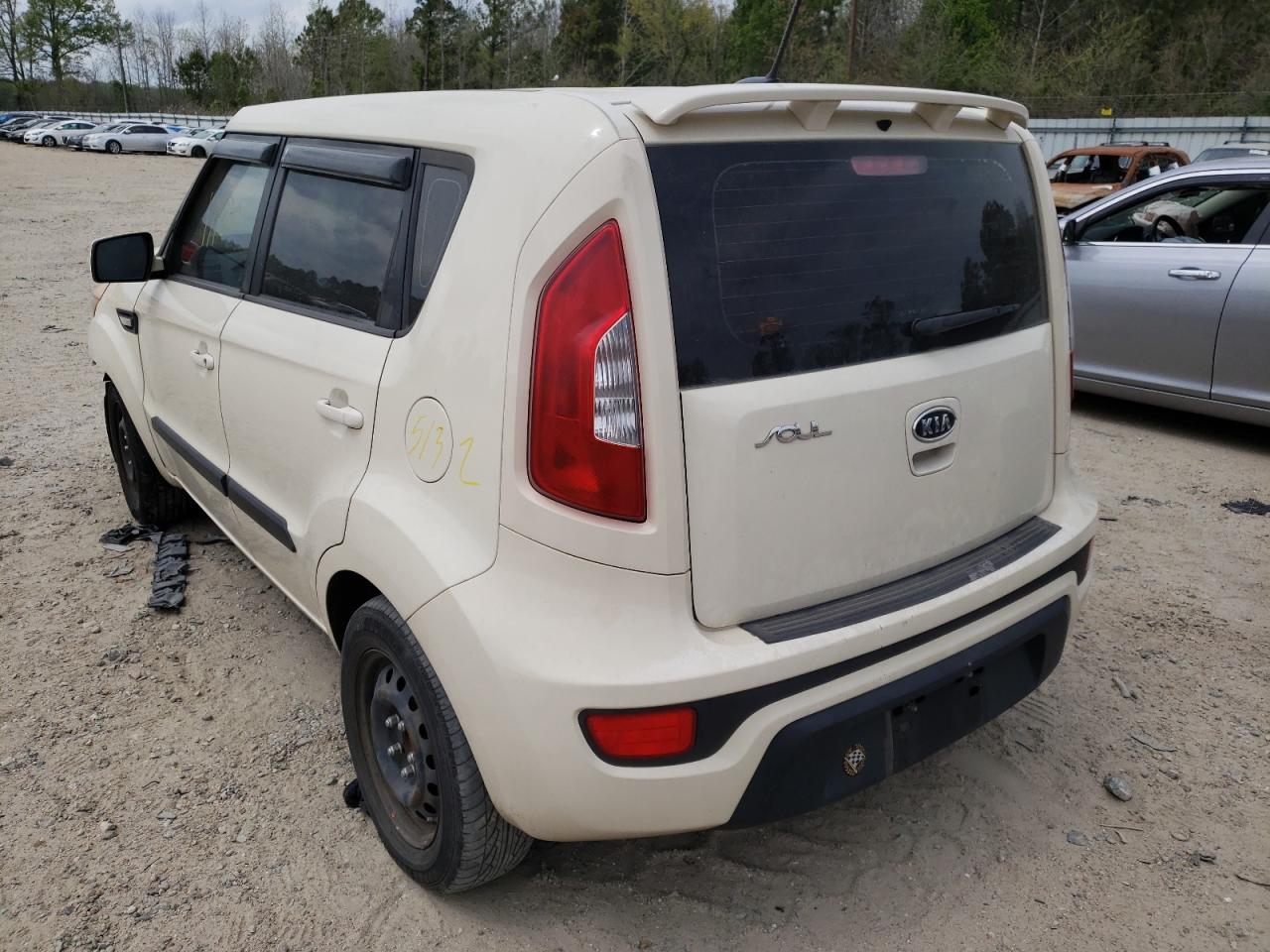 Photo 3 from auction – 2012 KIA SOUL with VIN KNDJT2A52C7400199