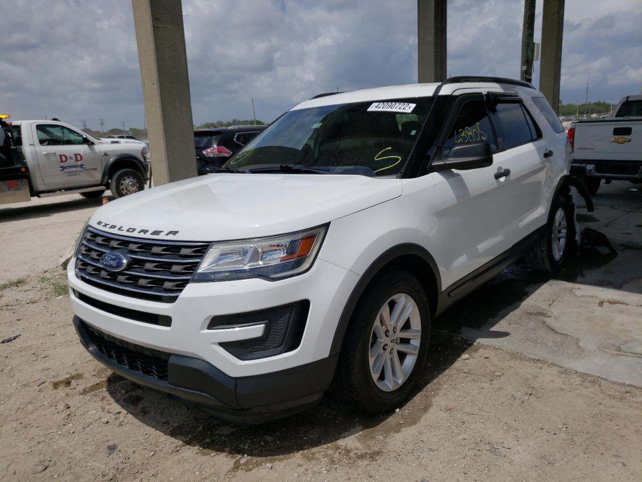 Photo 2 from auction – 2016 FORD EXPLORER with VIN 1FM5K7BH1GGB91985
