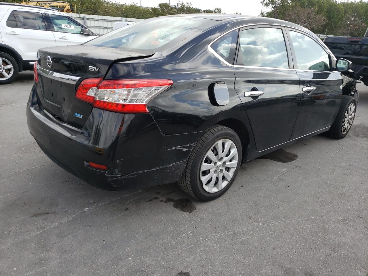 Photo 4 from auction – 2013 NISSAN SENTRA S with VIN 1N4AB7AP1DN909785