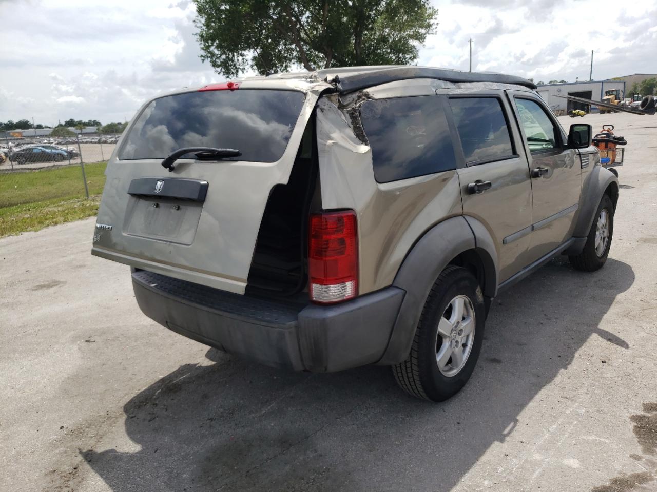 Photo 4 from auction – 2007 DODGE NITRO SXT with VIN 1D8GT28K87W596474