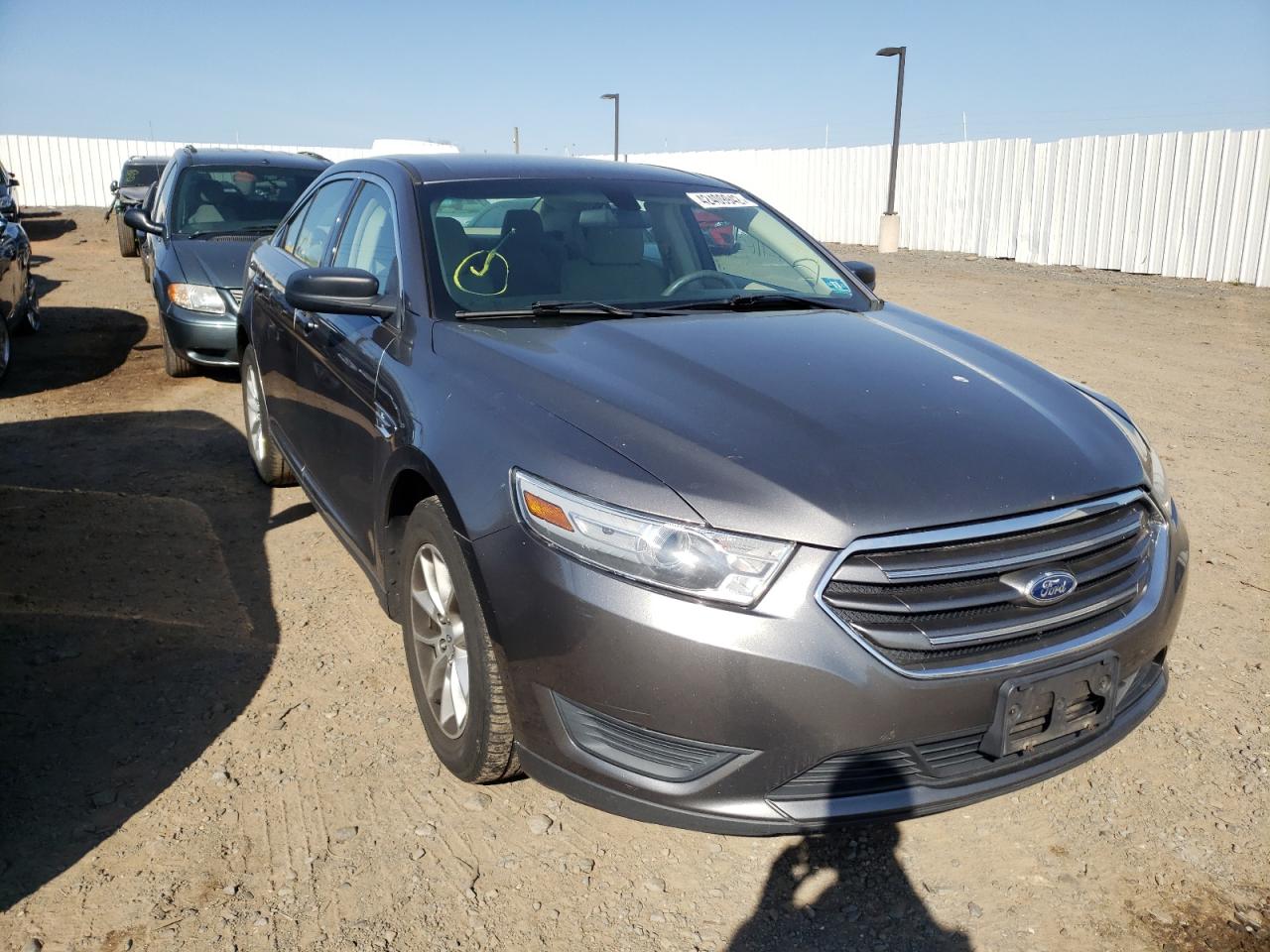 FORD TAURUS SE 2013 with VIN 1FAHP2D84DG108263 - Photo from auction