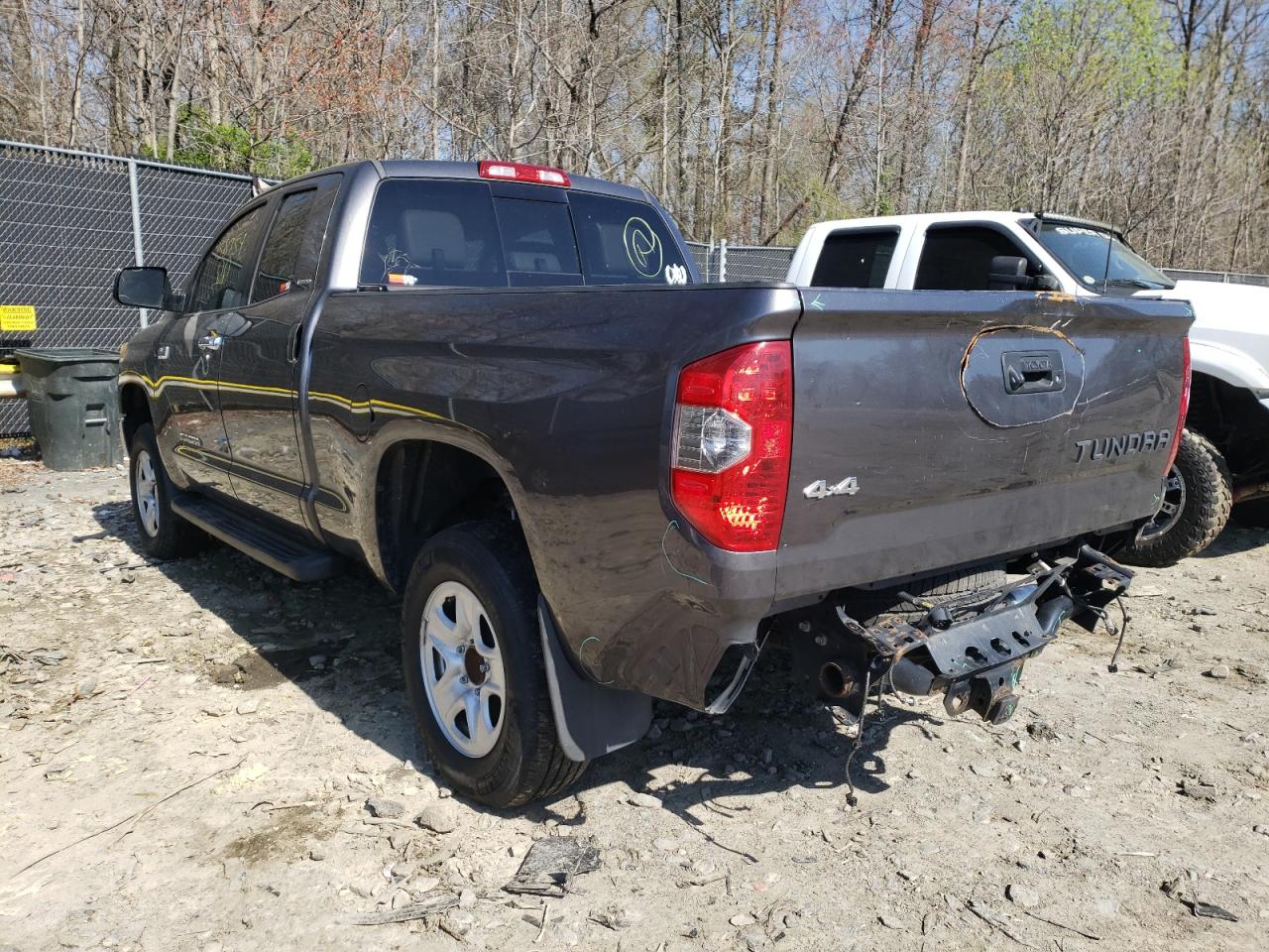 Photo 3 from auction – 2014 TOYOTA TUNDRA DOU with VIN 5TFBY5F13EX409266