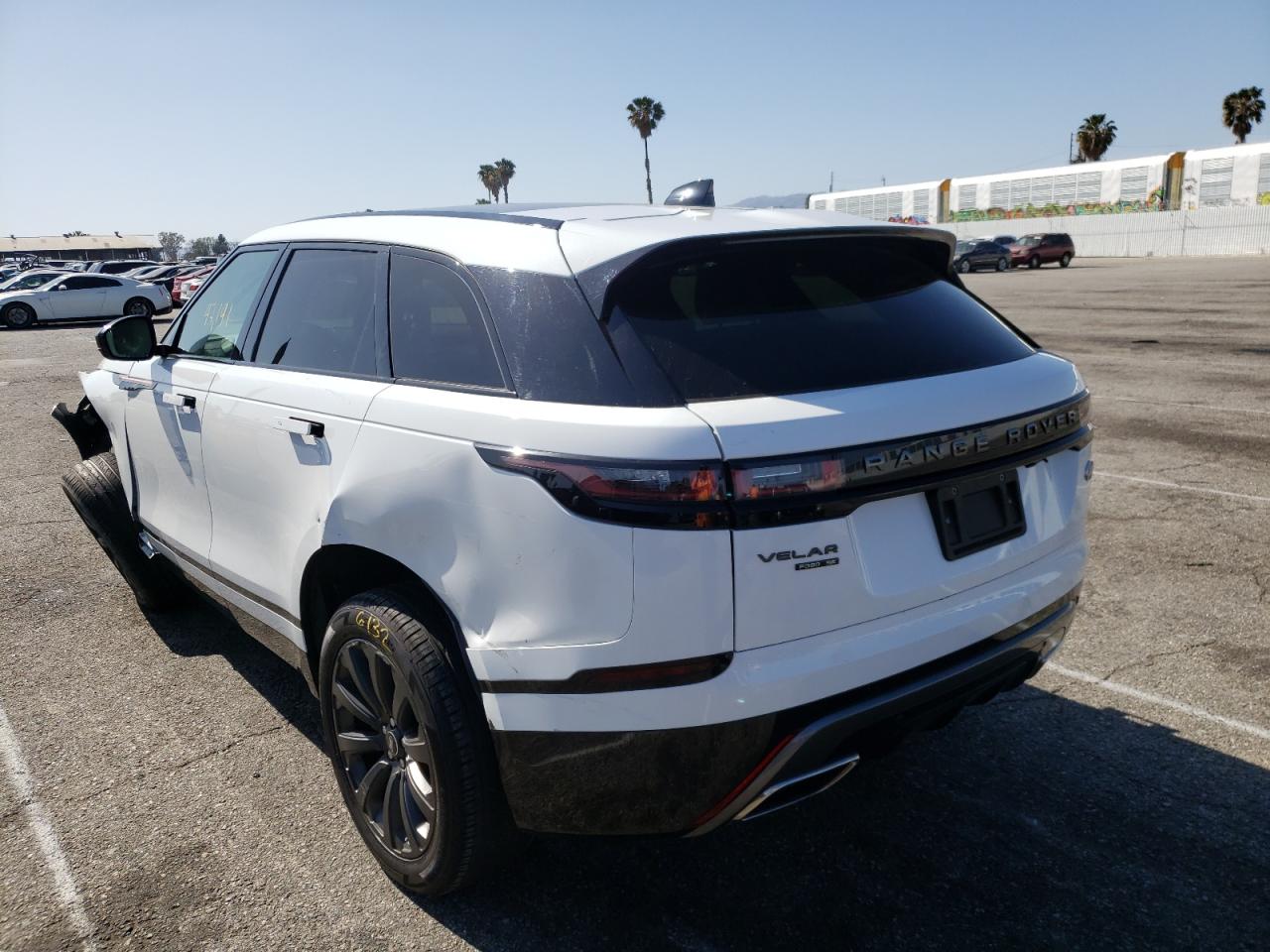 Photo 3 from auction – 2018 LAND ROVER RANGE ROVE with VIN SALYL2RV3JA713788