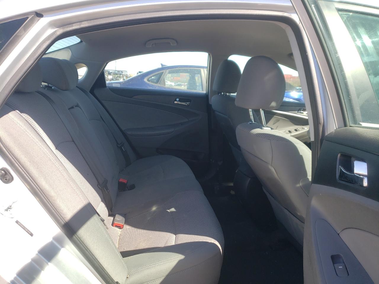 Photo 6 from auction – 2013 HYUNDAI SONATA GLS with VIN 5NPEB4AC7DH649481