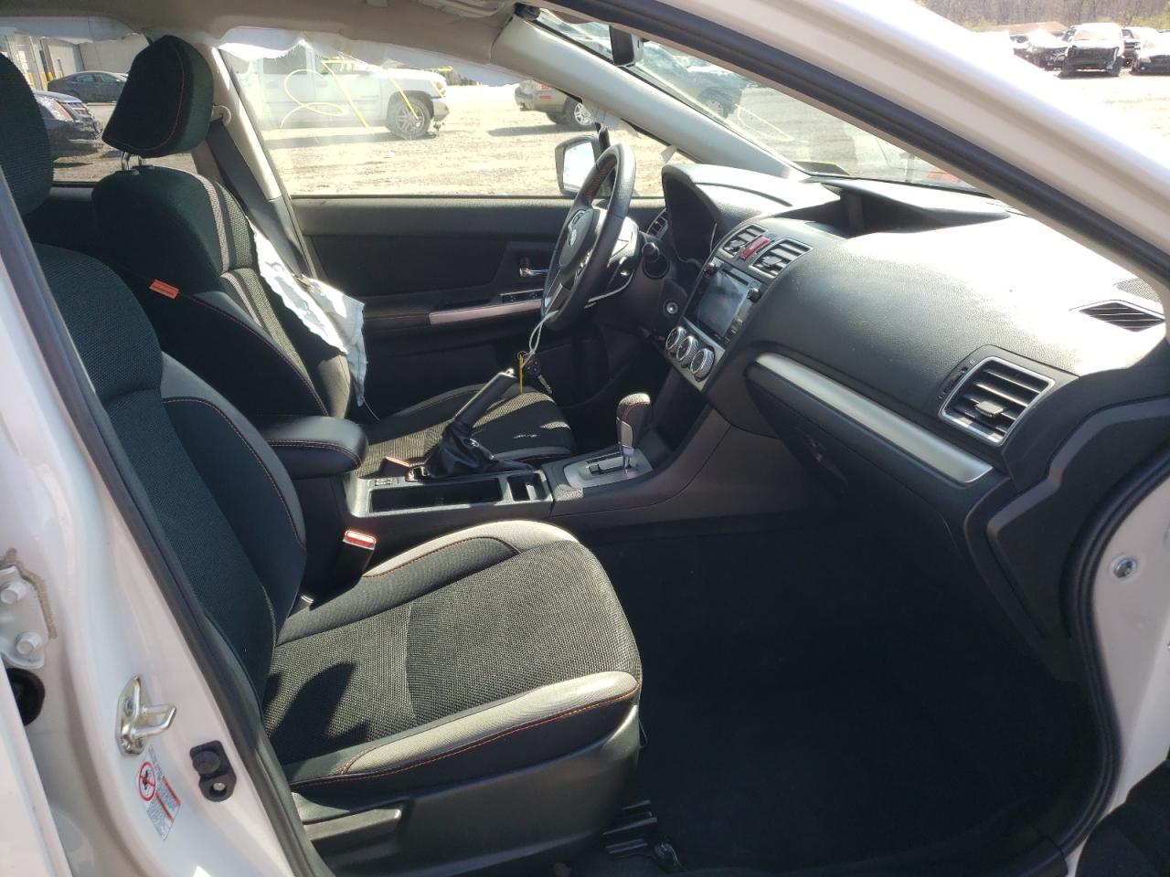 Photo 5 from auction – 2017 SUBARU CROSSTREK with VIN JF2GPADC9H8263042