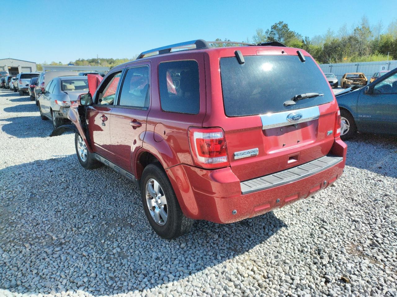 Photo 3 from auction – 2012 FORD ESCAPE LIM with VIN 1FMCU0EG1CKB41882