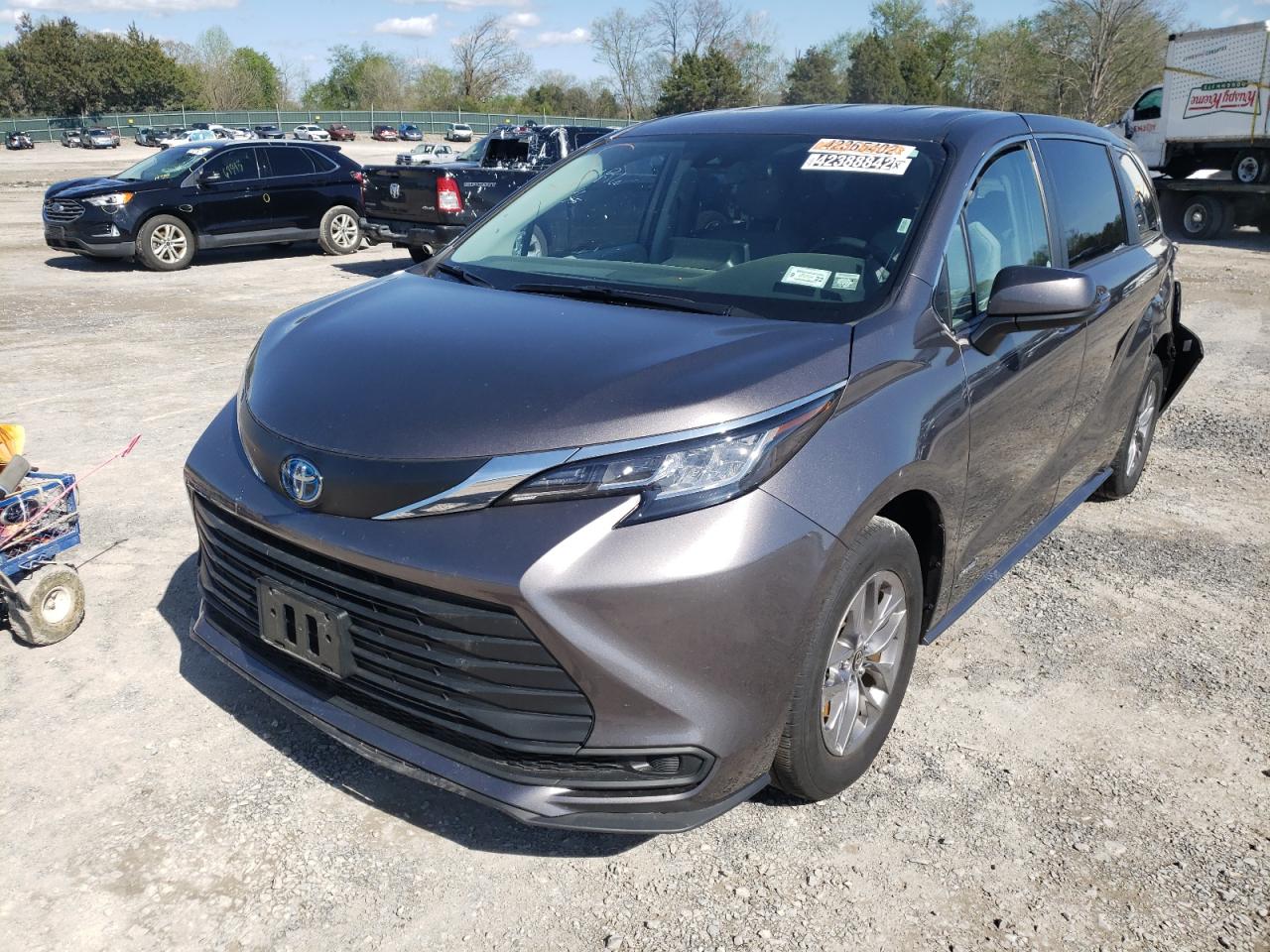 Photo 2 from auction – 2021 TOYOTA SIENNA LE with VIN 5TDKRKECXMS045236