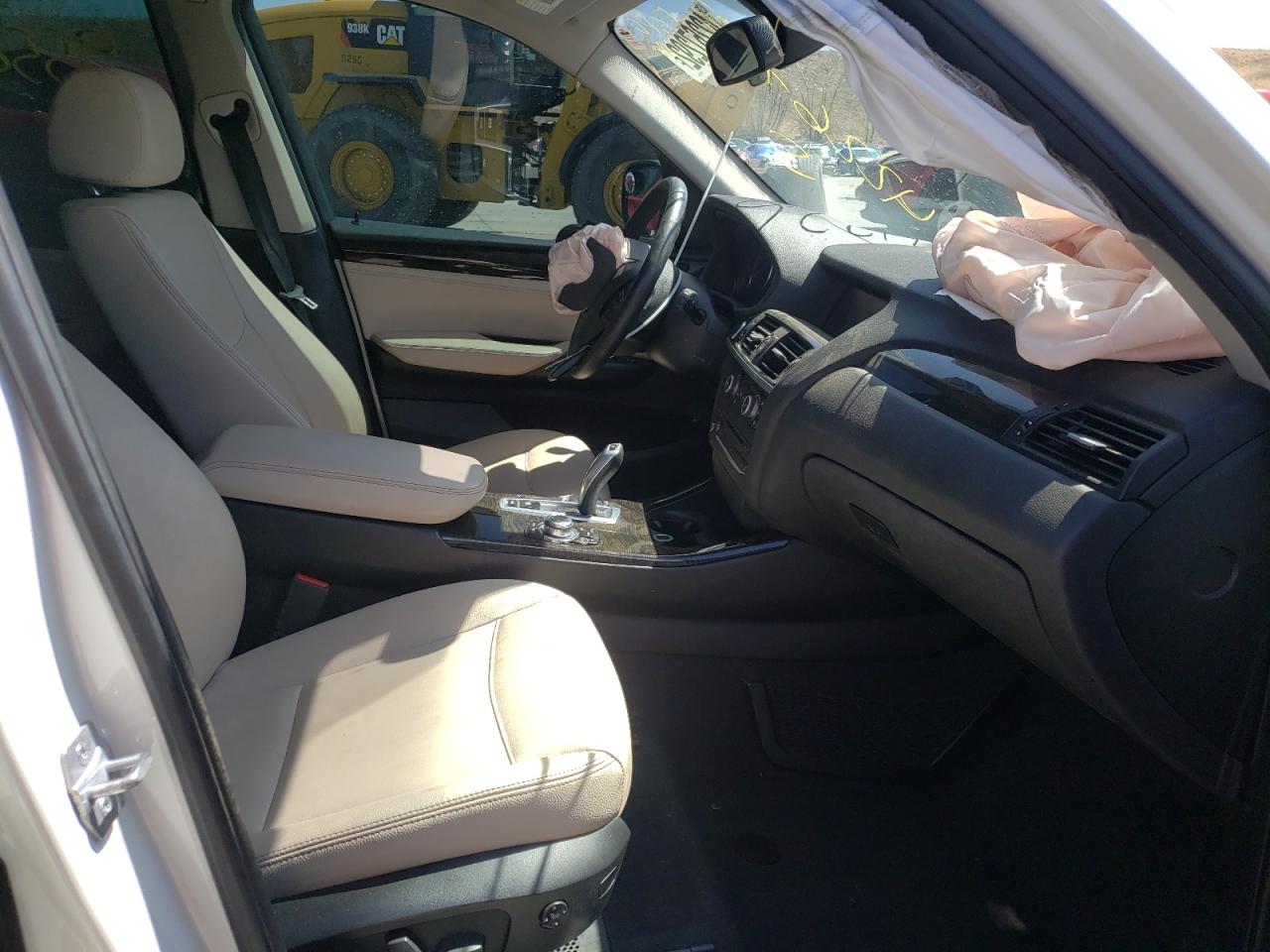 Photo 5 from auction – 2014 BMW X3 XDRIVE2 with VIN 5UXWX9C56E0D32163