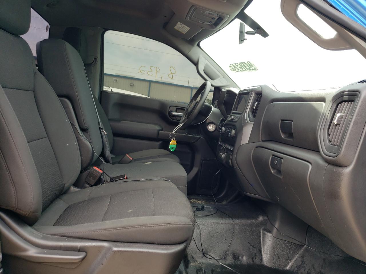 Photo 5 from auction – 2021 CHEVROLET SILVERADO with VIN 3GCNWAEF8MG411378