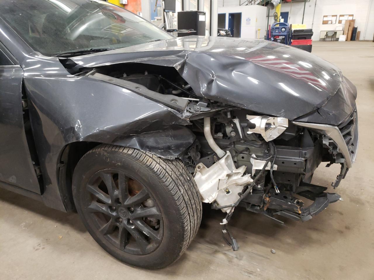 Photo 9 from auction – 2015 MAZDA 3 with VIN 3MZBM1V75FM226188