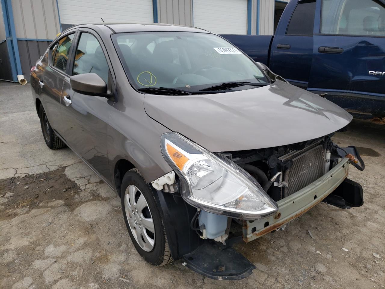 NISSAN VERSA S 2015 with VIN 3N1CN7AP6FL927151 - Photo from auction