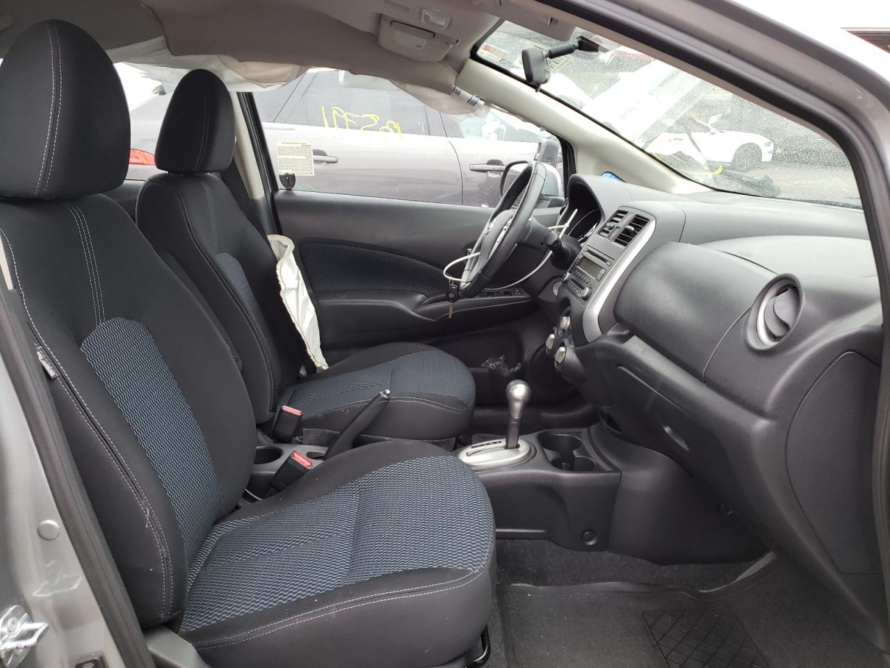 Photo 5 from auction – 2014 NISSAN VERSA NOTE with VIN 3N1CE2CP0EL358182