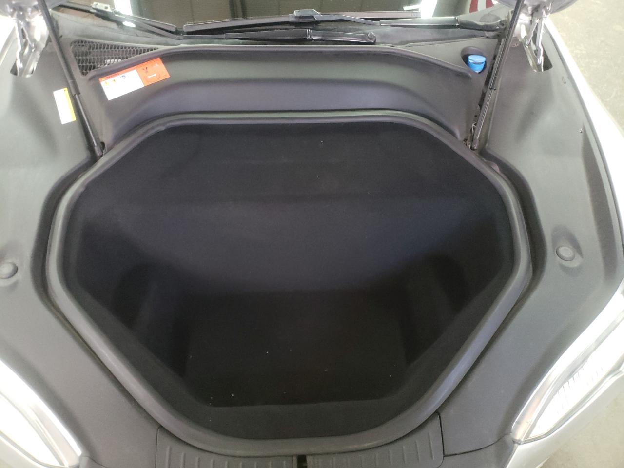 Photo 7 from auction – 2015 TESLA MODEL S 85 with VIN 5YJSA1H28FF081244