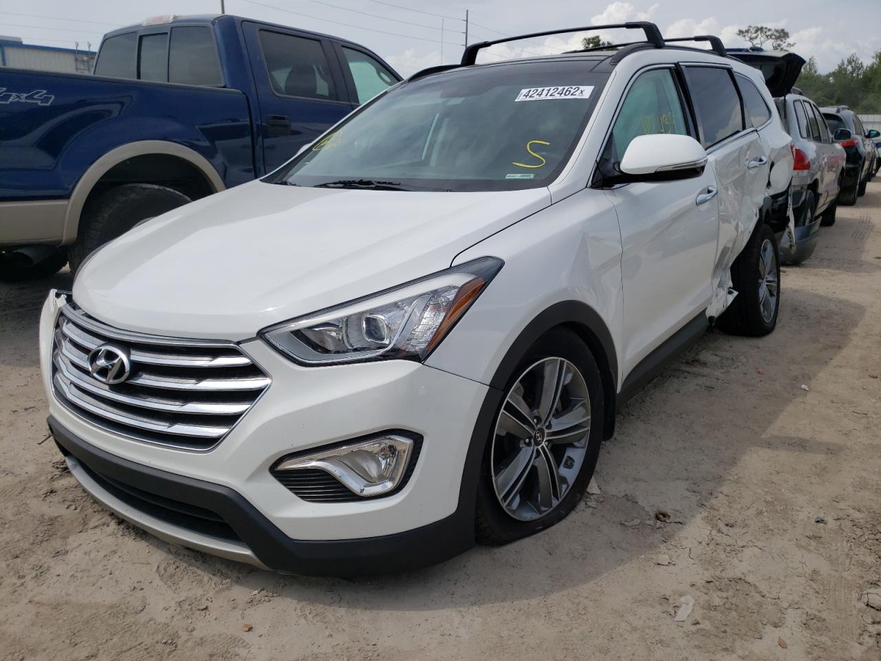 Photo 2 from auction – 2016 HYUNDAI SANTA FE S with VIN KM8SR4HF7GU134033