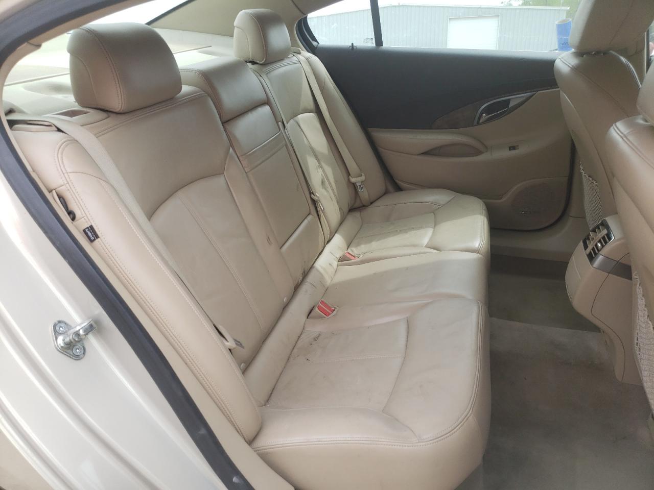 Photo 6 from auction – 2010 BUICK LACROSSE C with VIN 1G4GC5GG2AF112959