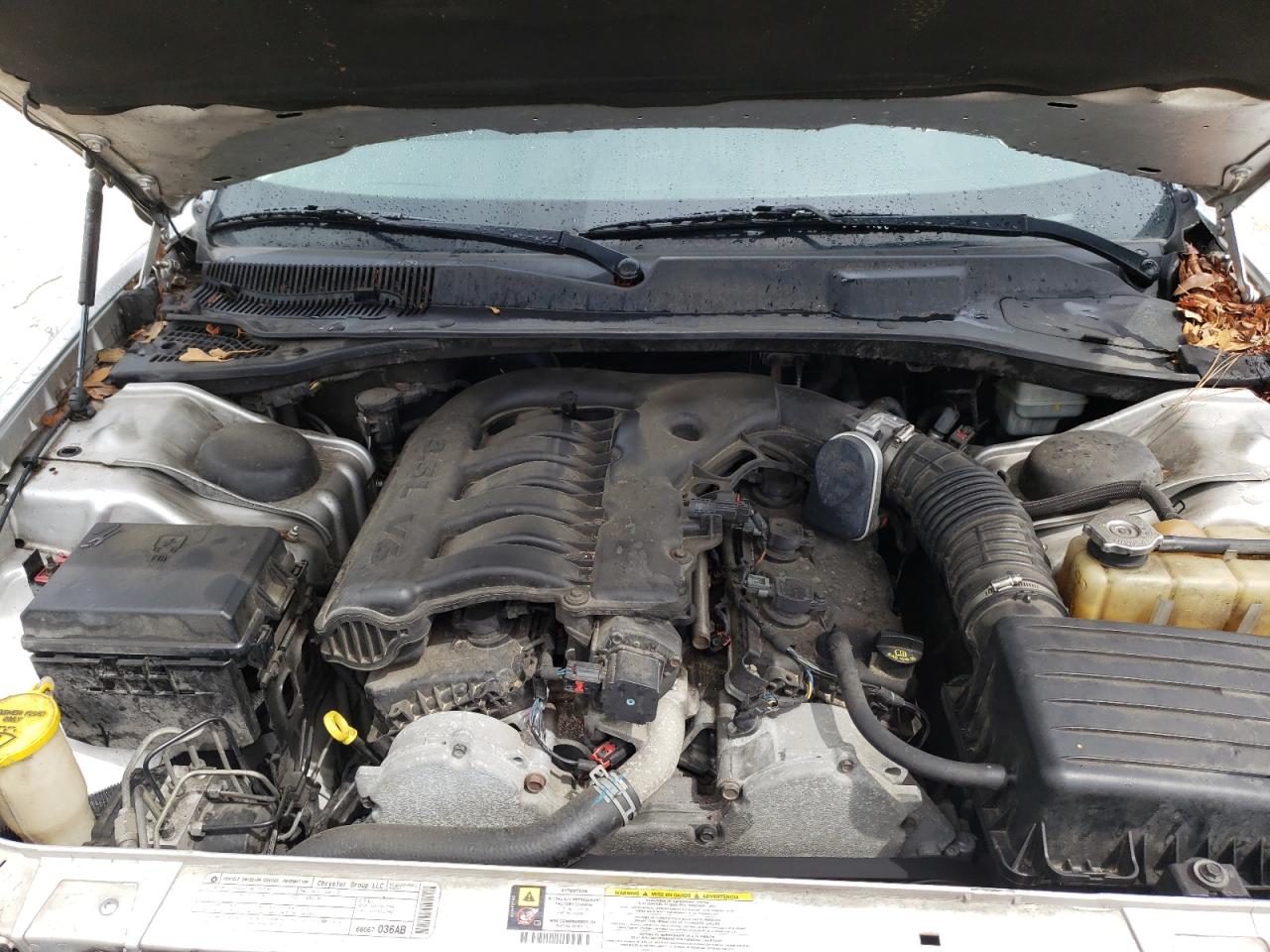 Photo 7 from auction – 2010 CHRYSLER 300 TOURIN with VIN 2C3CA5CV0AH253982