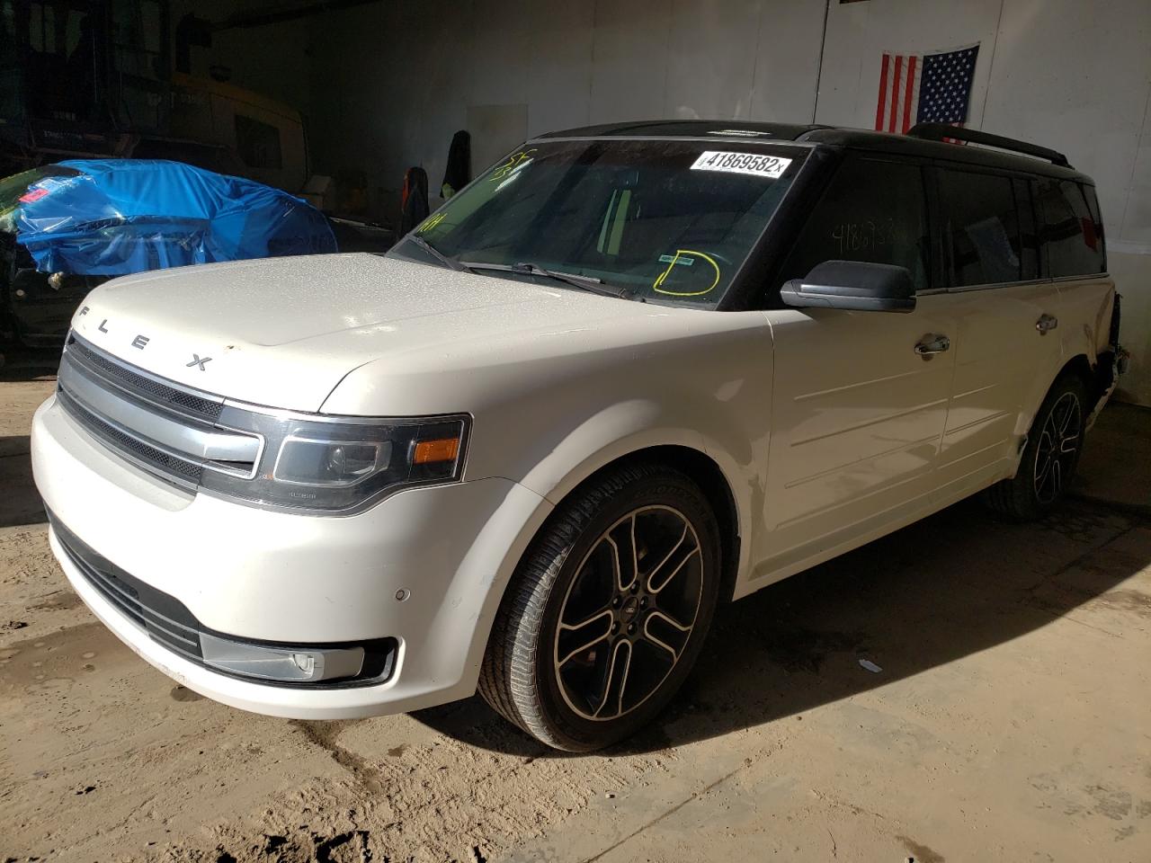 Photo 2 from auction – 2013 FORD FLEX LIMIT with VIN 2FMHK6DT9DBD00978