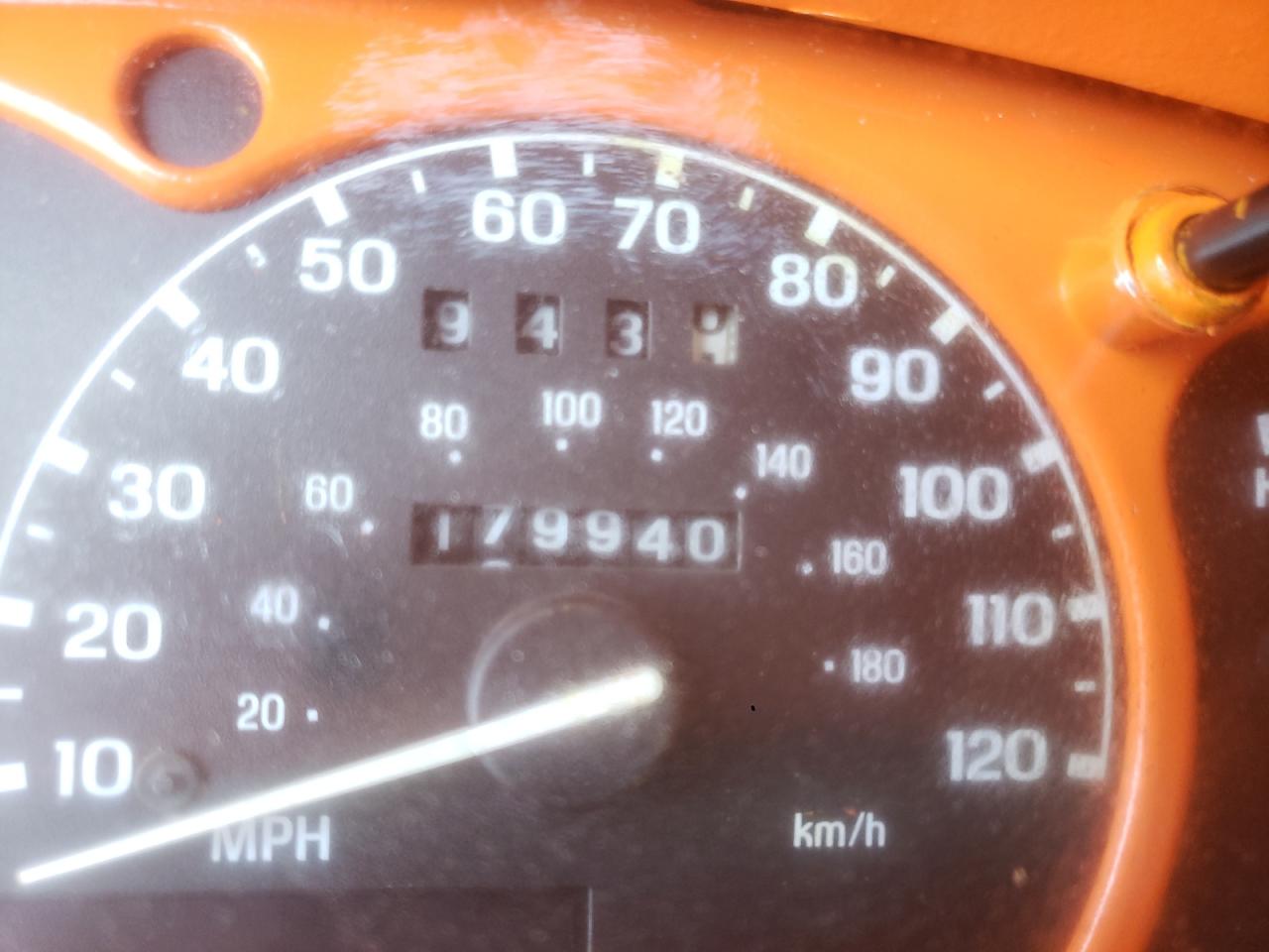Photo 8 from auction – 2000 MAZDA B2500 CAB with VIN 4F4YR16C7YTM01708
