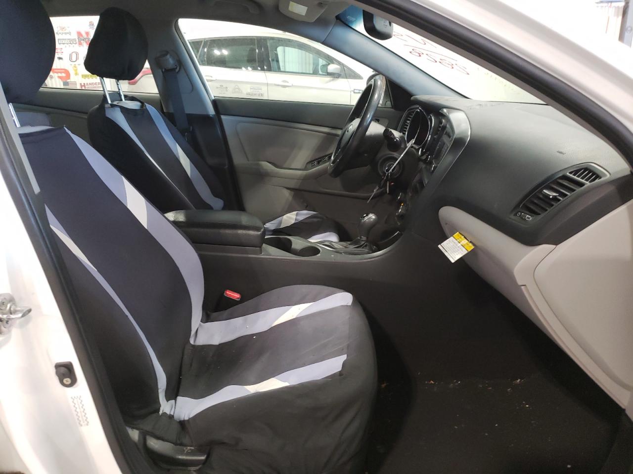 Photo 5 from auction – 2013 KIA OPTIMA LX with VIN KNAGM4A79D5422828