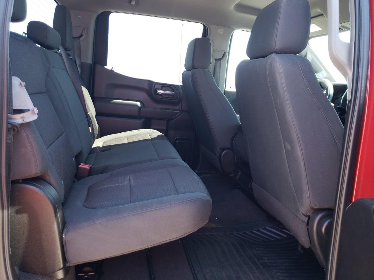 Photo 6 from auction – 2020 CHEVROLET SILVERADO with VIN 1GCPYBEH1LZ271182