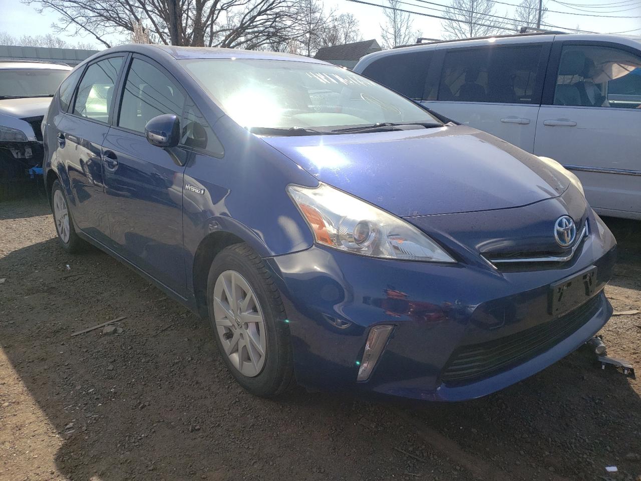 Photo 1 from auction – 2014 TOYOTA PRIUS V with VIN JTDZN3EU2E3316088