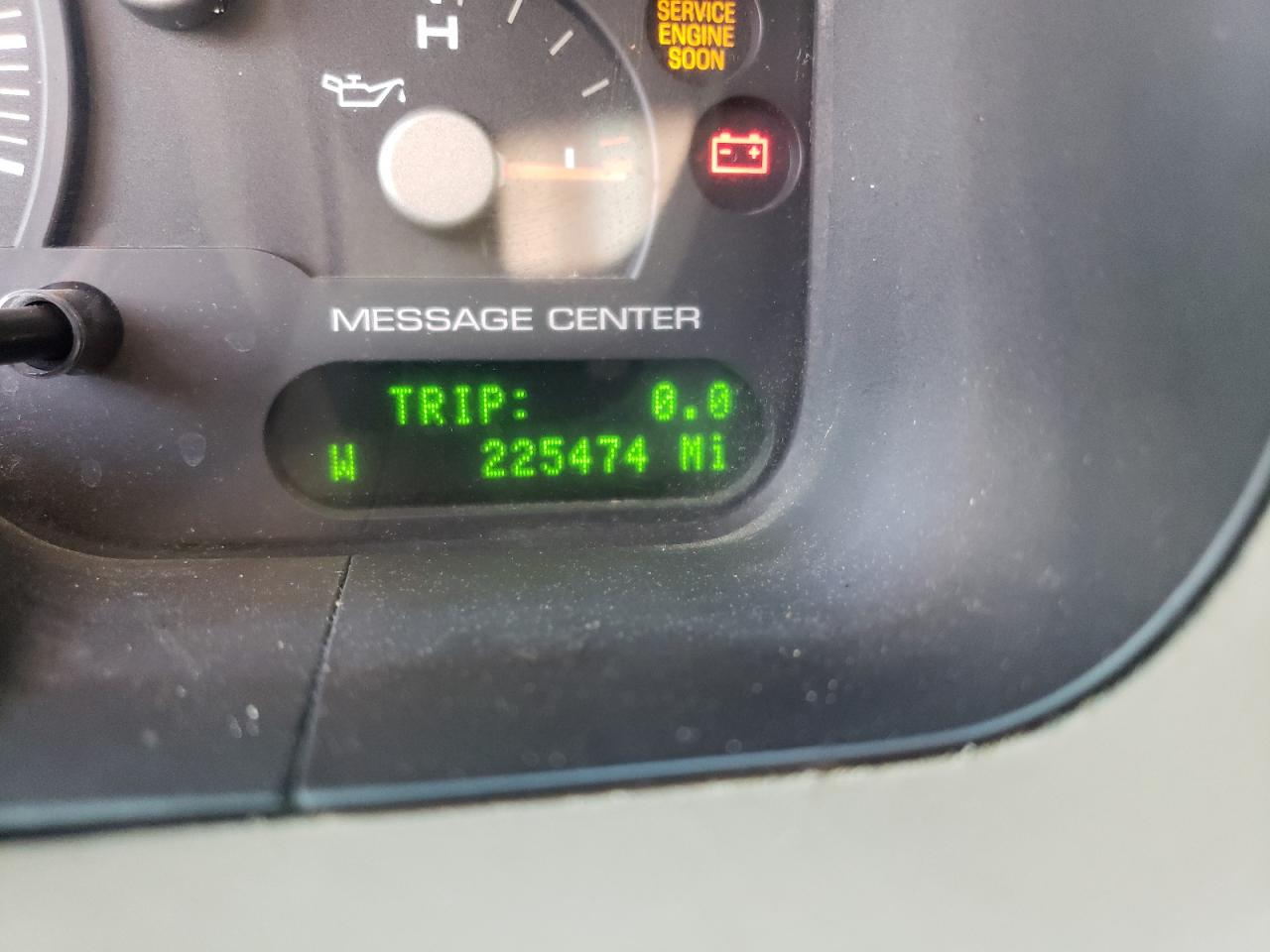 Photo 8 from auction – 2004 FORD EXPLORER E with VIN 1FMDU74KX4ZA59256