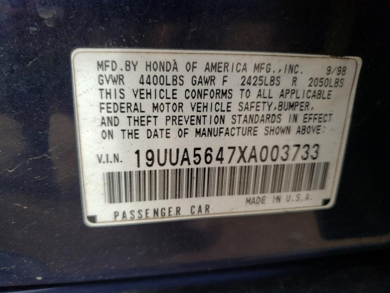 Photo 10 from auction – 1999 ACURA 3.2TL with VIN 19UUA5647XA003733