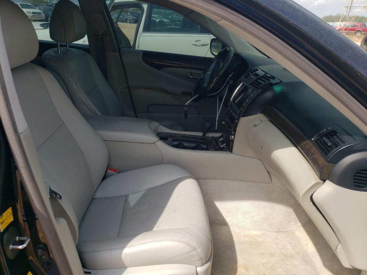 Photo 5 from auction – 2007 LEXUS LS 460 with VIN JTHBL46F775045872